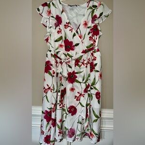 BloomChic Floral V-Neck Dress
